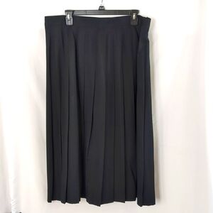 Women's Navy Blue Pleated Skirt